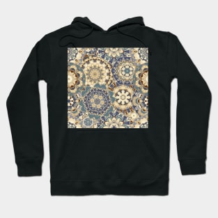 Seamless pattern with floral mandala Hoodie